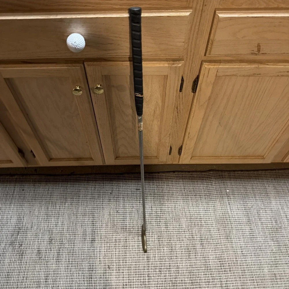 Titleist Scotty Cameron (SC) Bulls Eye Standard Flange 35